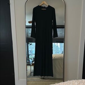 Elegant Emerald Green Wide-Leg Jumpsuit